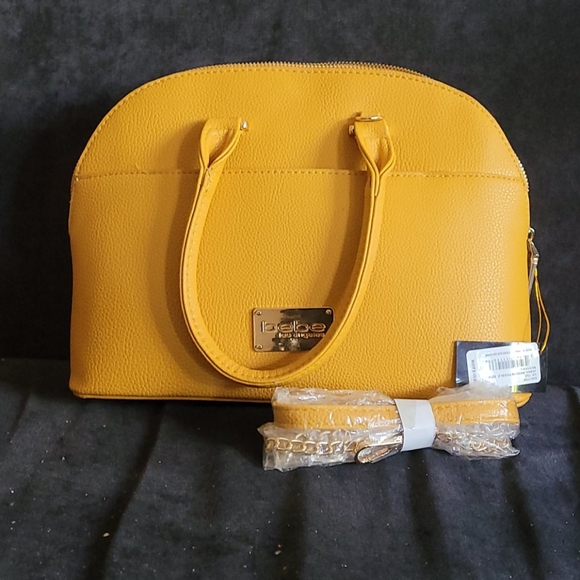 Mustard, Bebe Jenna Pebble Medium Dome - Picture 2 of 5